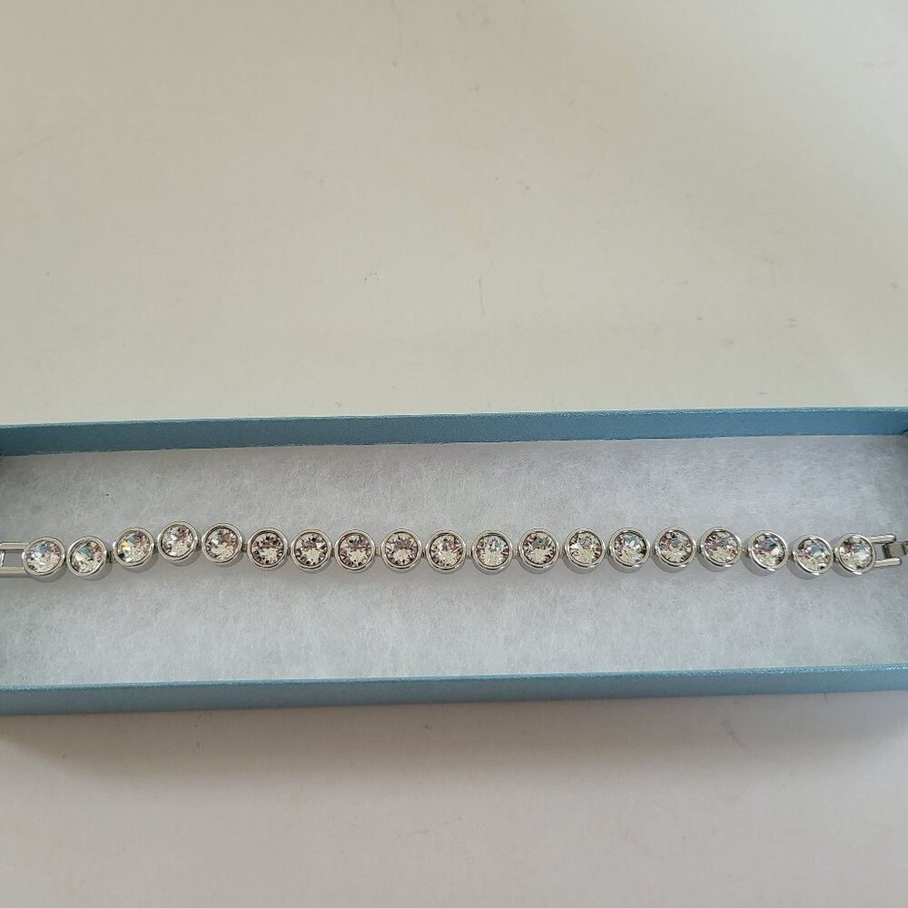 New, No Tags White Ice Crystal Bracelet - Touchstone Crystal - Swarovski Crystal